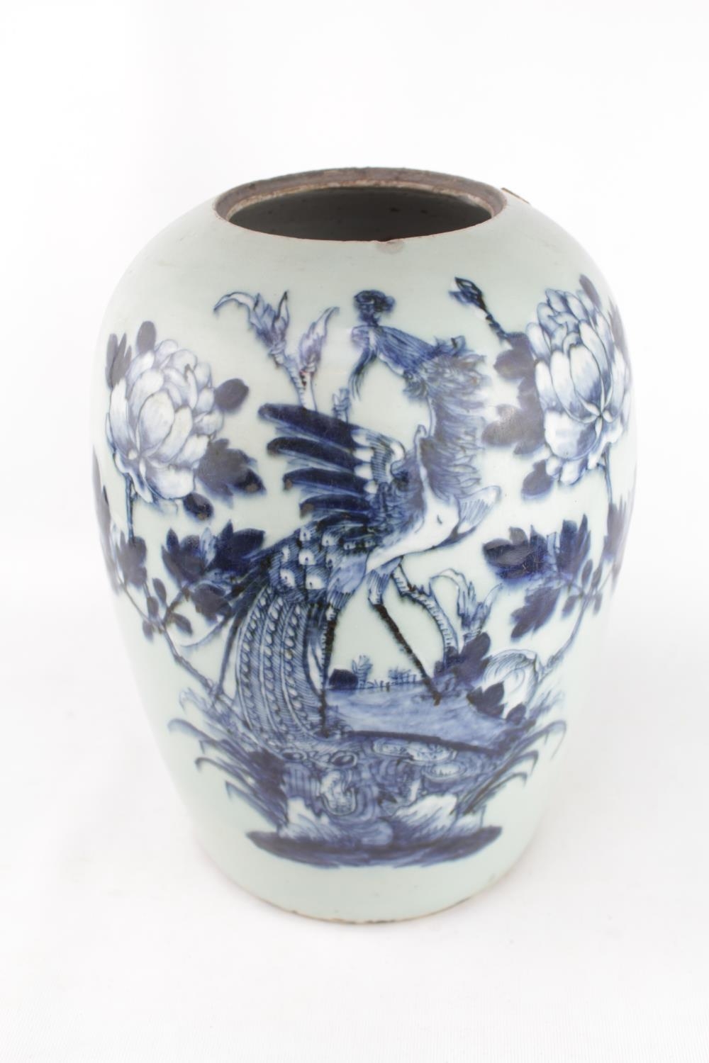 Large Antique Chinese Blue and White Ginger Jar with Chrysanthemum and Peacock decoration, stepped