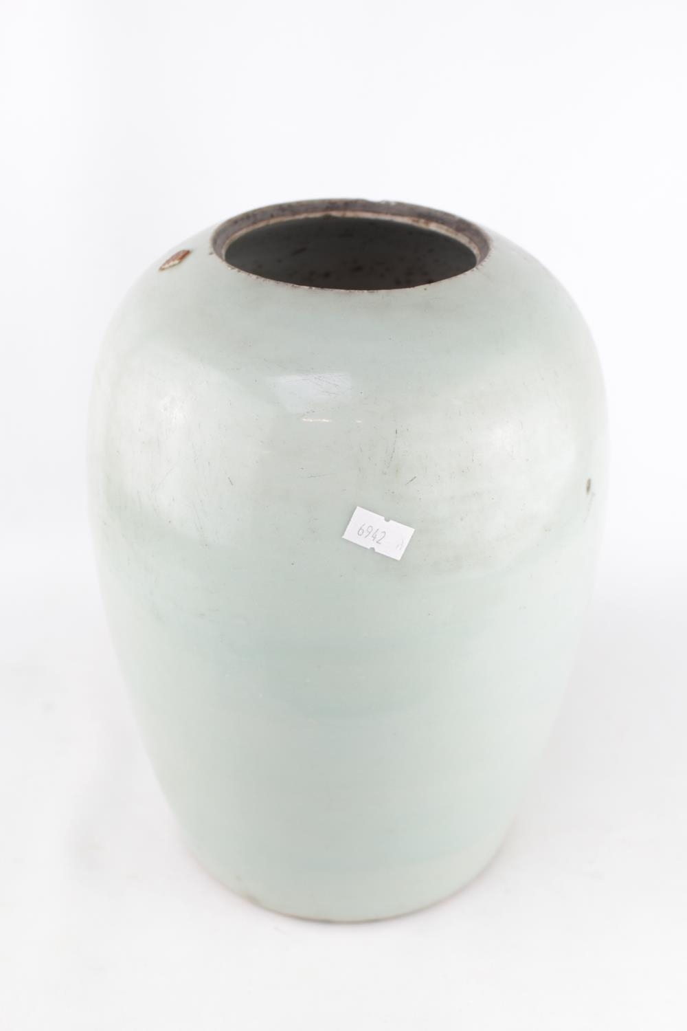 Large Antique Chinese Blue and White Ginger Jar with Chrysanthemum and Peacock decoration, stepped - Image 2 of 4