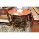 Good quality Edwardian Oval table with brass gallery, with single drawer over tapering legs and