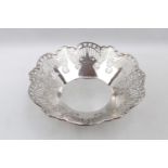 Good quality Silver pierced fruit bowl by Viner's Ltd Sheffield 1920 with presentation engraving