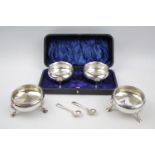 Cased Edwardian Pair of Silver Salts with matching spoons Sheffield 1905 by William Tyler & Sons and