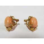 A pair of 585 earrings set coral and small diamond