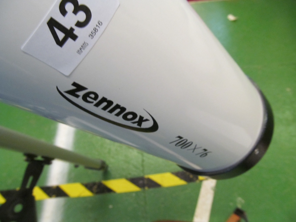 A Zennox 700 x 76 telescope - Image 4 of 4