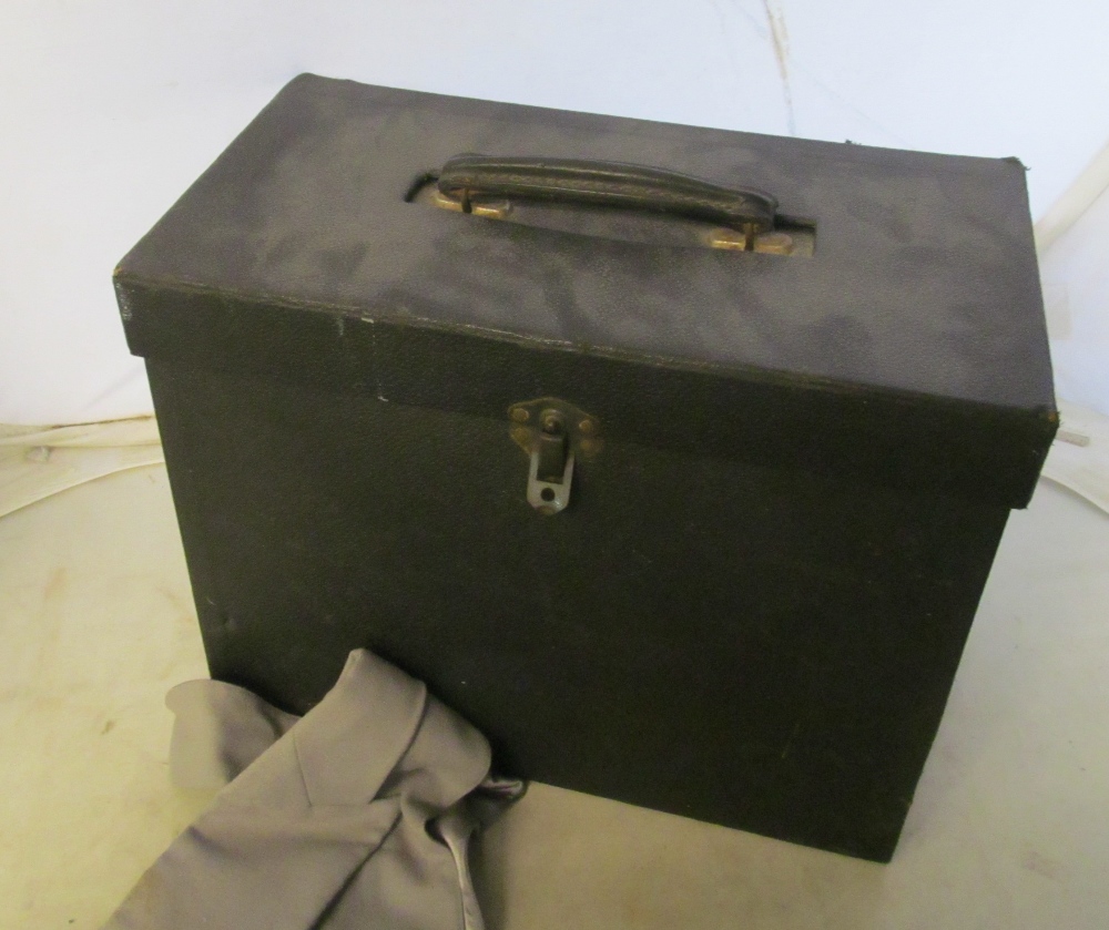 A James Lock & Co. top hat box with accessories and with Morgan Ball hat - Image 6 of 6