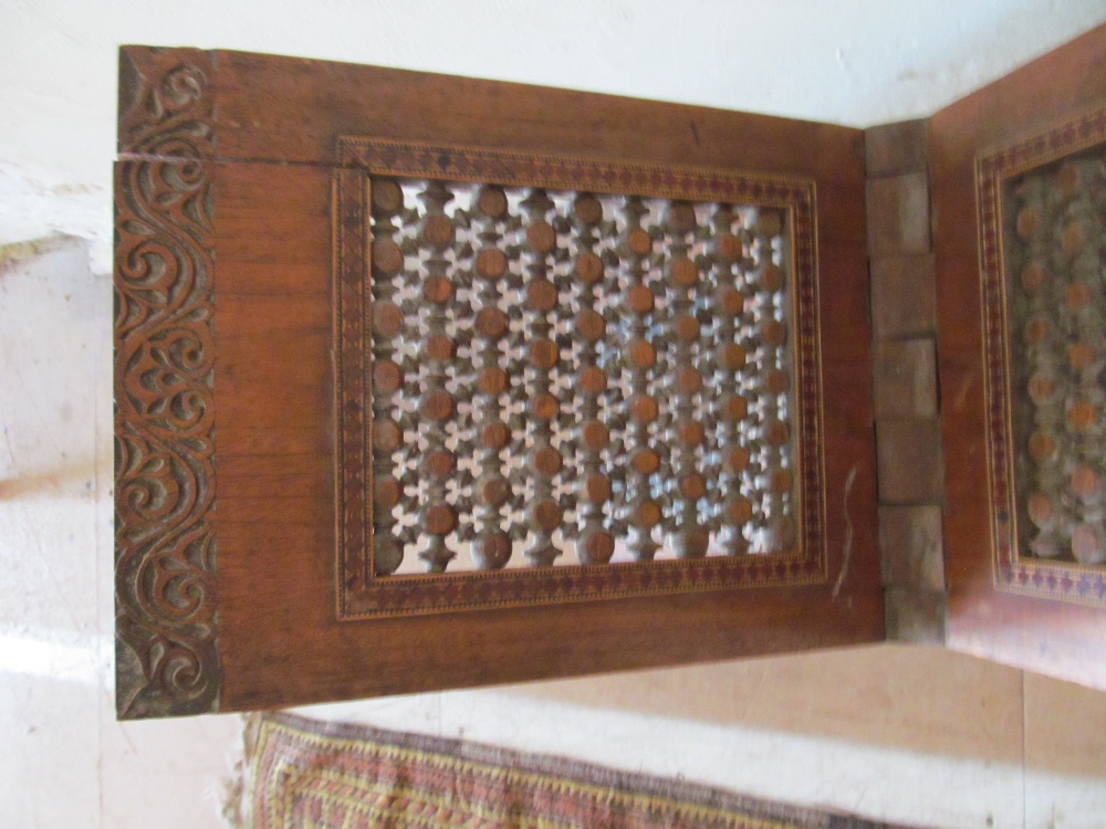 Koran stand with carved, pierced and inlaid design and a smaller Koran stand with pierced and inlaid - Image 4 of 11