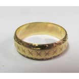 A 9ct gold band sixe P/Q 3.3g