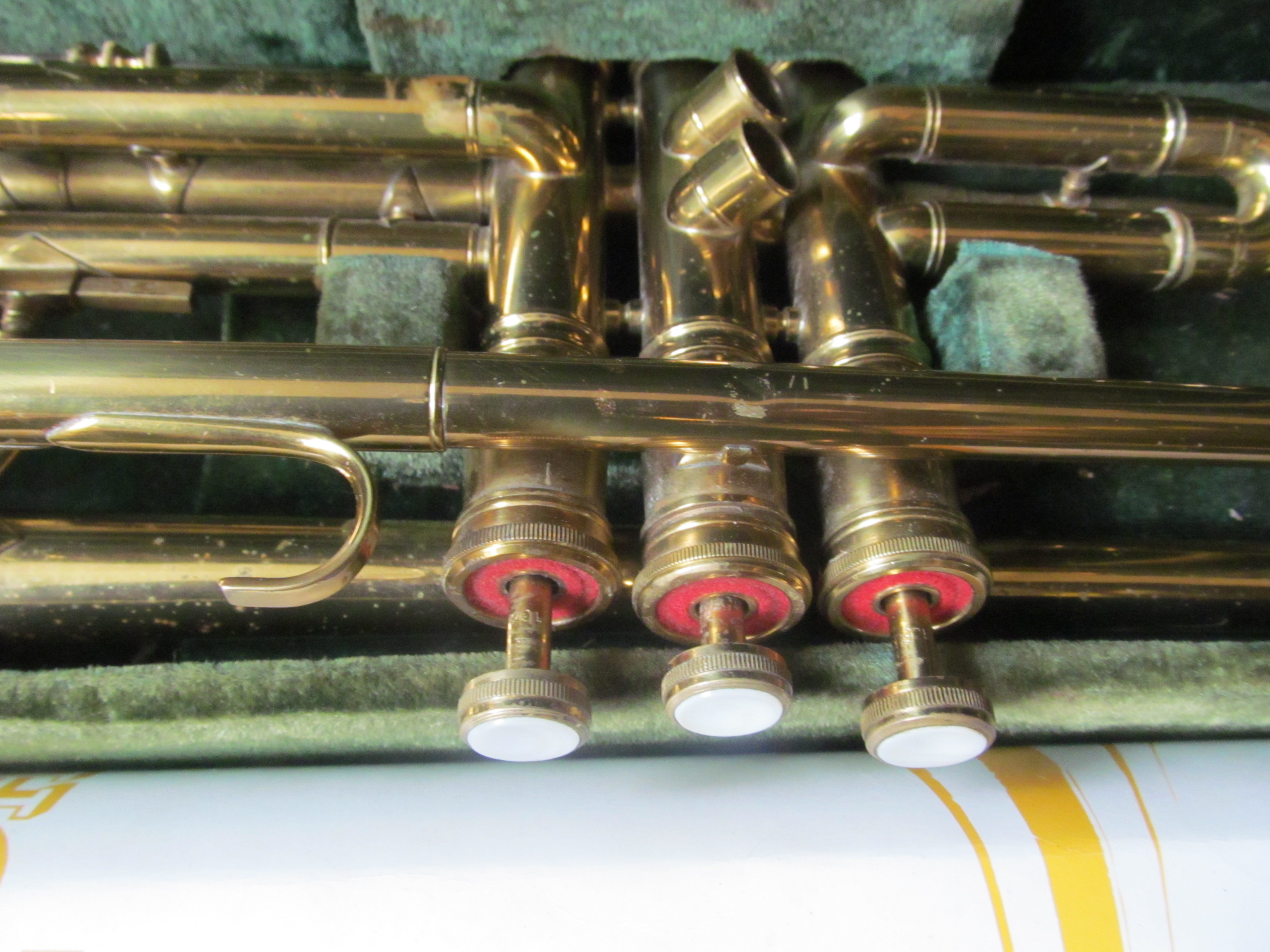 A cornet in case with Denis Wick precision mute - Image 3 of 7