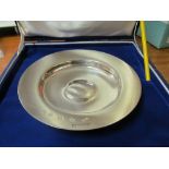 A silver Armada dish from Harrods 11.3 ozs