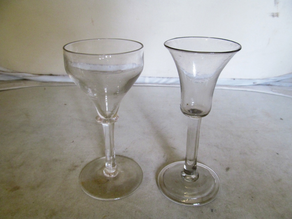 Eight tall old drinking glasses - Image 3 of 6