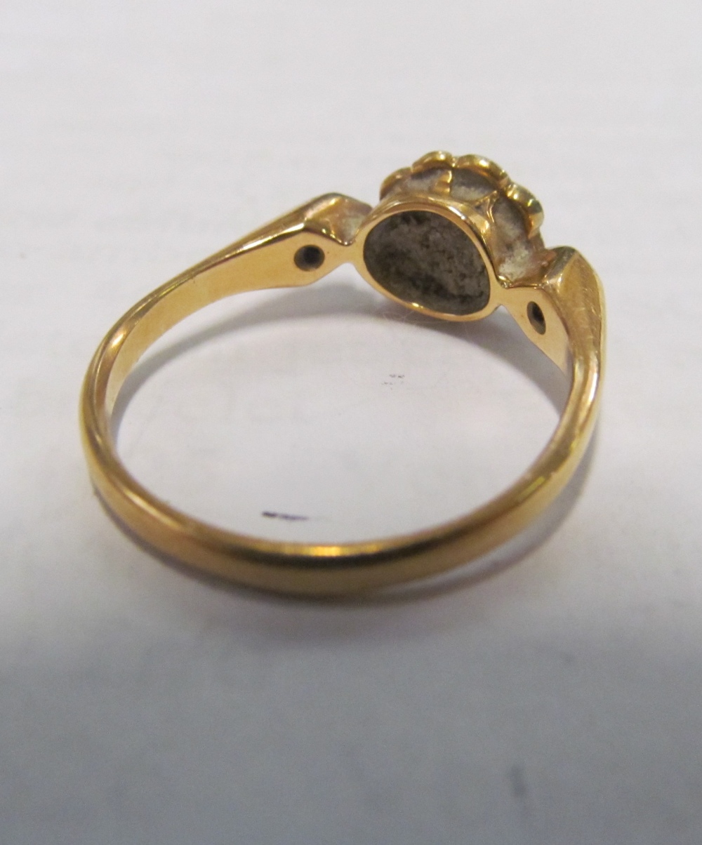 An 18ct gold diamond cluster ring (one stone missing) 3.3gms, size P - Image 2 of 2