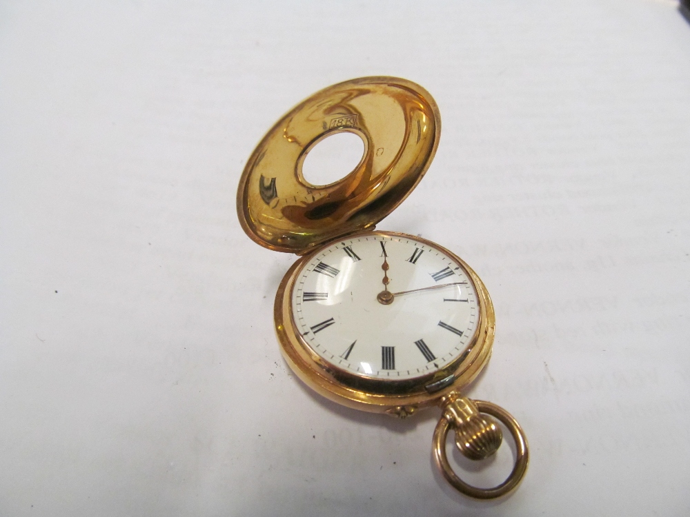 A small 18k gold half hunter pocket watch (inner cover metal), slight dent between 3 & 4 - Image 2 of 5