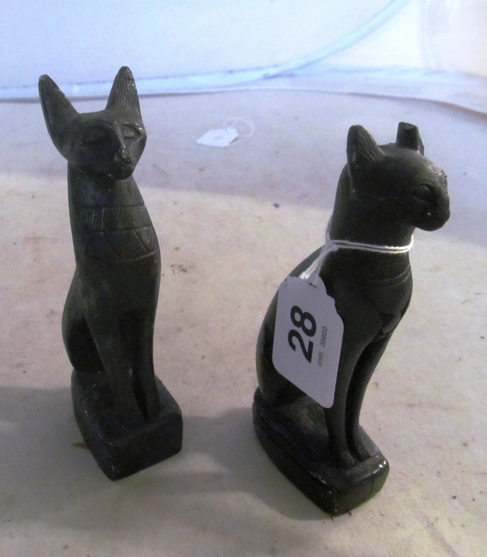 A pair of black Egyptian cat bookends (a/f)