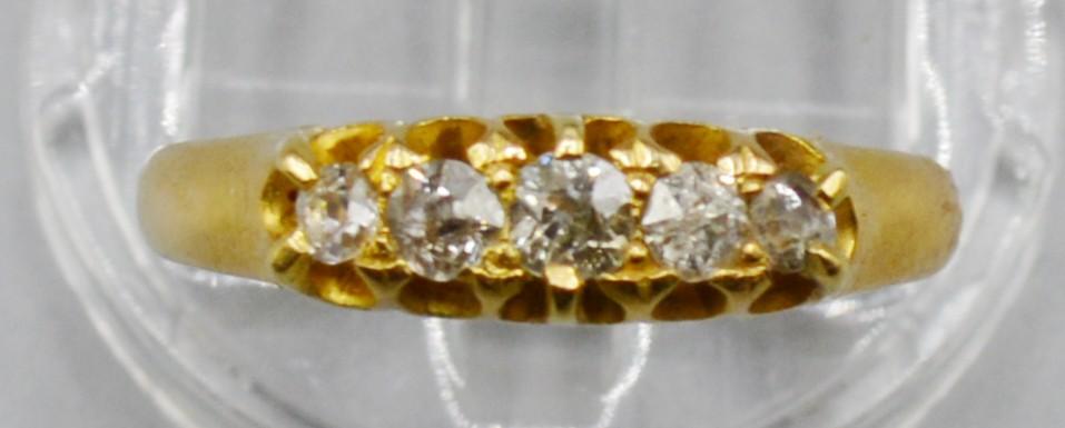 An 18ct Gold Five Stone Diamond Ring, 2.6 grams, ring size M - Image 2 of 2