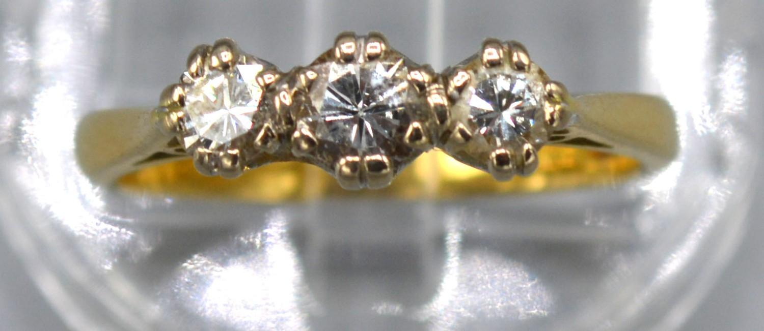 An 18ct. Gold Three Stone Diamond Ring claw set, 3.2 gms ring size L - Image 2 of 2