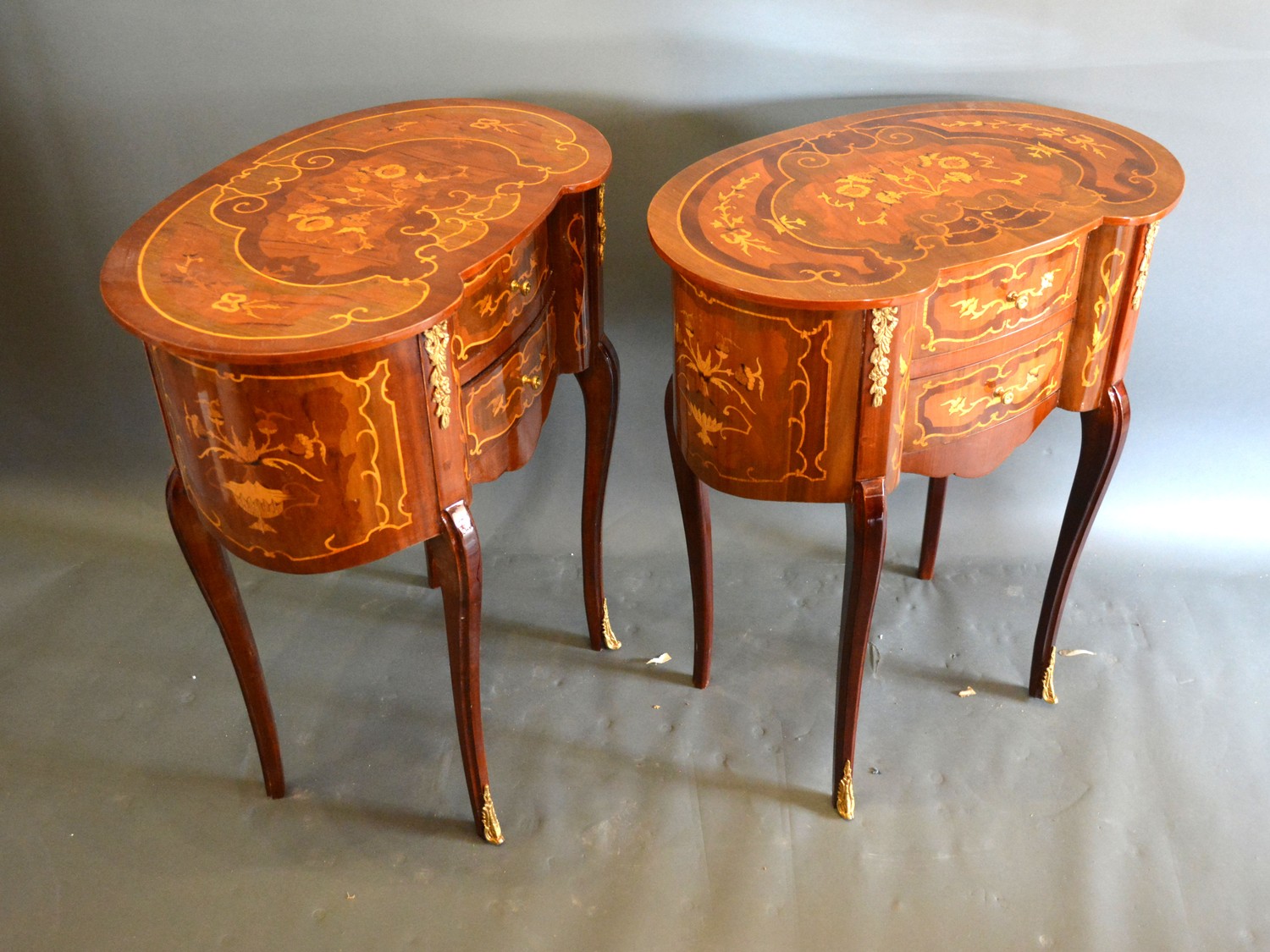 A pair of French style Marquetry inlaid and gilt metal mounted kidney shaped side tables, each - Image 2 of 2