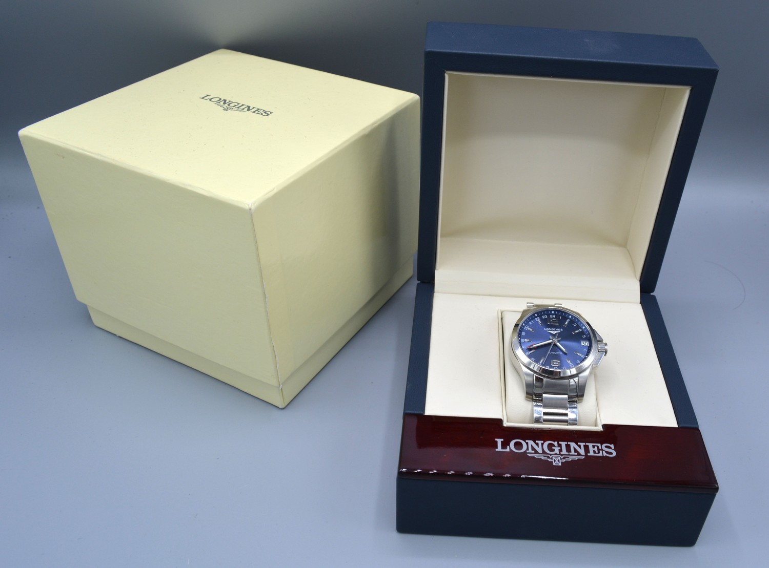 A Longines Conquest Stainless Steel Cased Gentleman's Wrist Watch, the blue dial with date - Image 3 of 3