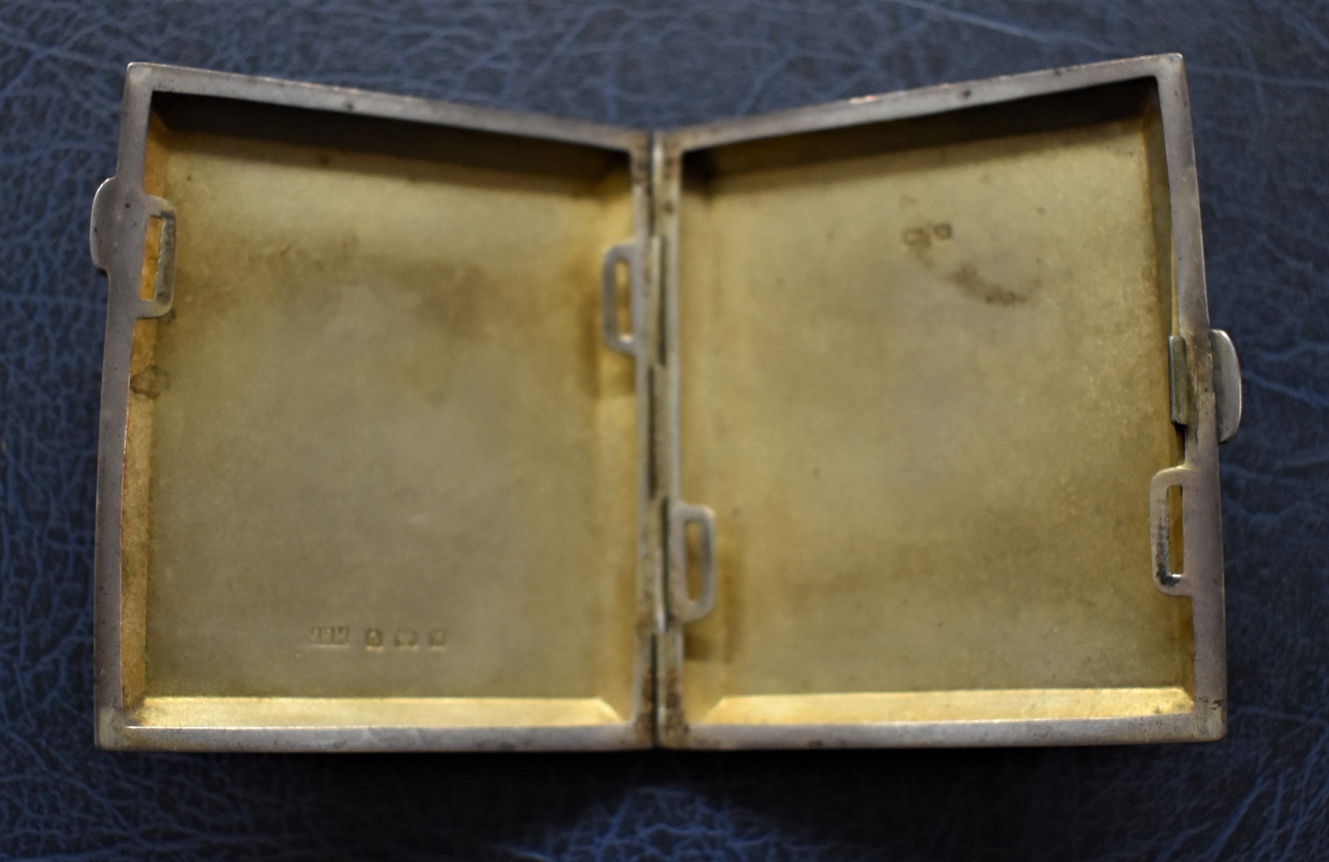 Silver Cigarette Case made M. H. Meyer, Ltd, Clerkenwell Road, London, 1912-1936. A nice piece in - Image 3 of 3