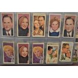 Cigarette Cards. Film stars, music and singers. A collection in an album in plastics. Nice lot (