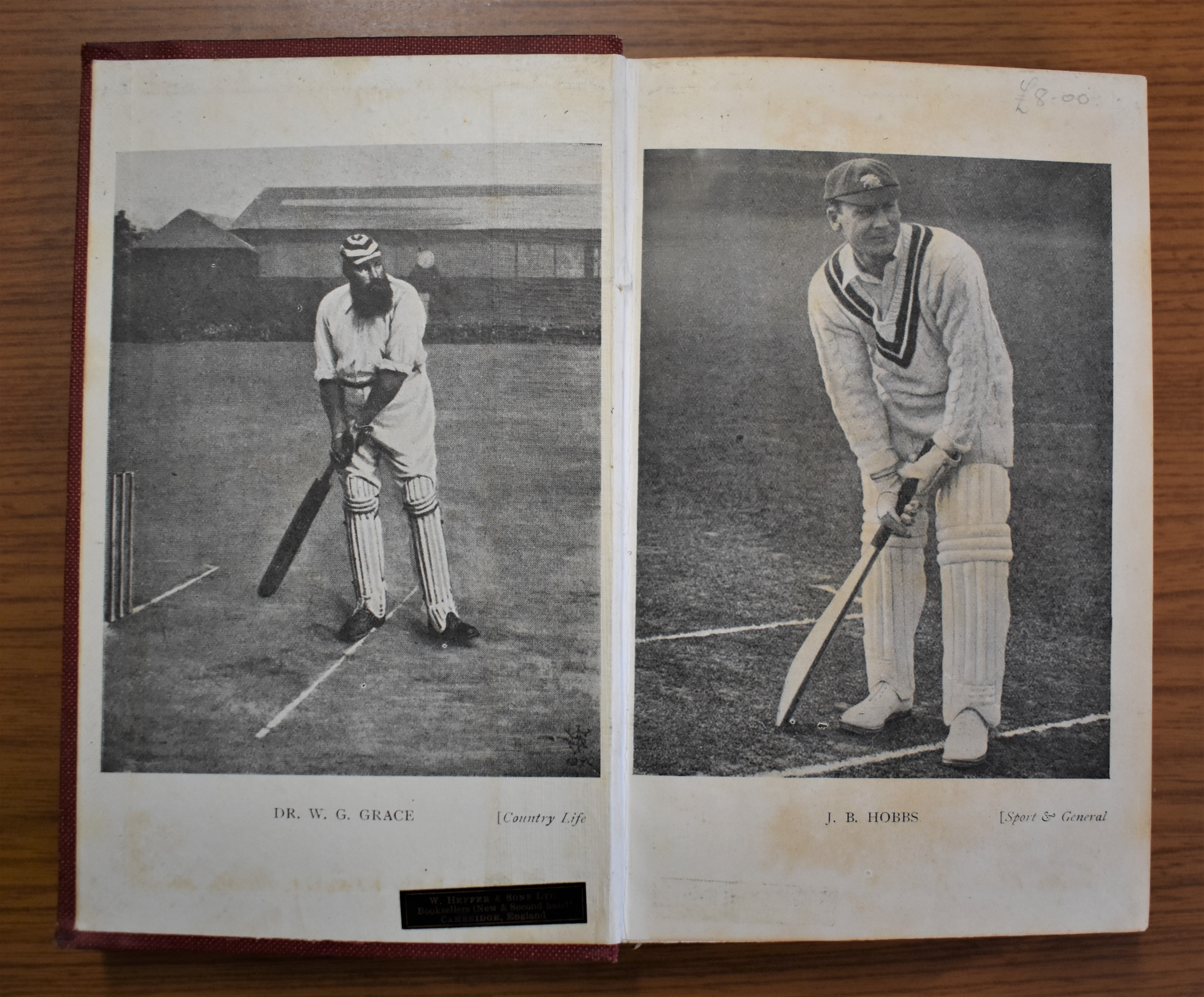 Cricket An Anthology for Cricketers written by S. J. Looker and printed 1925 - Image 3 of 3