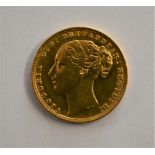 Gold 1871 Victoria Sovereign, NEF