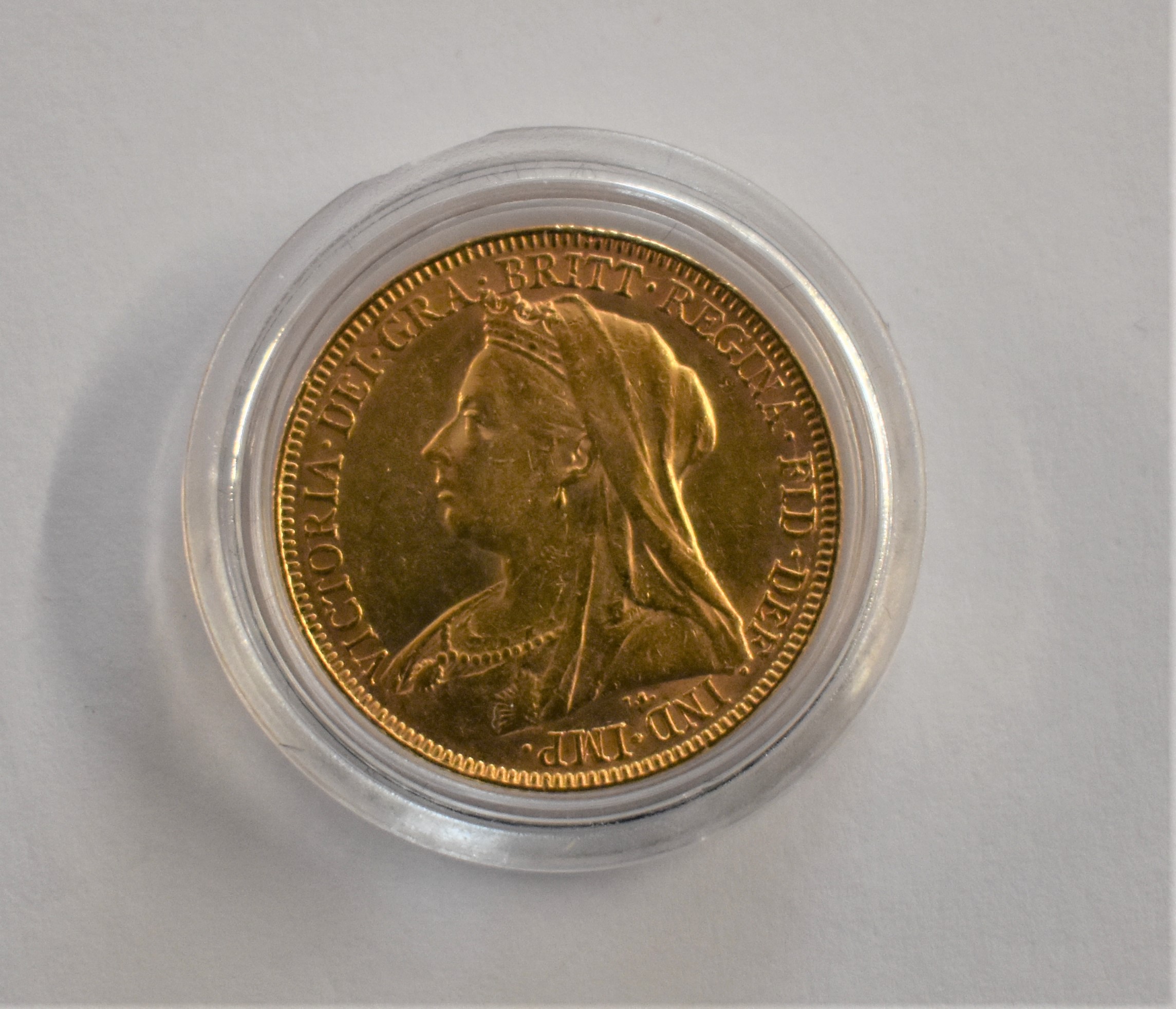 Gold 1894 Victoria old Head Sovereign, AEF