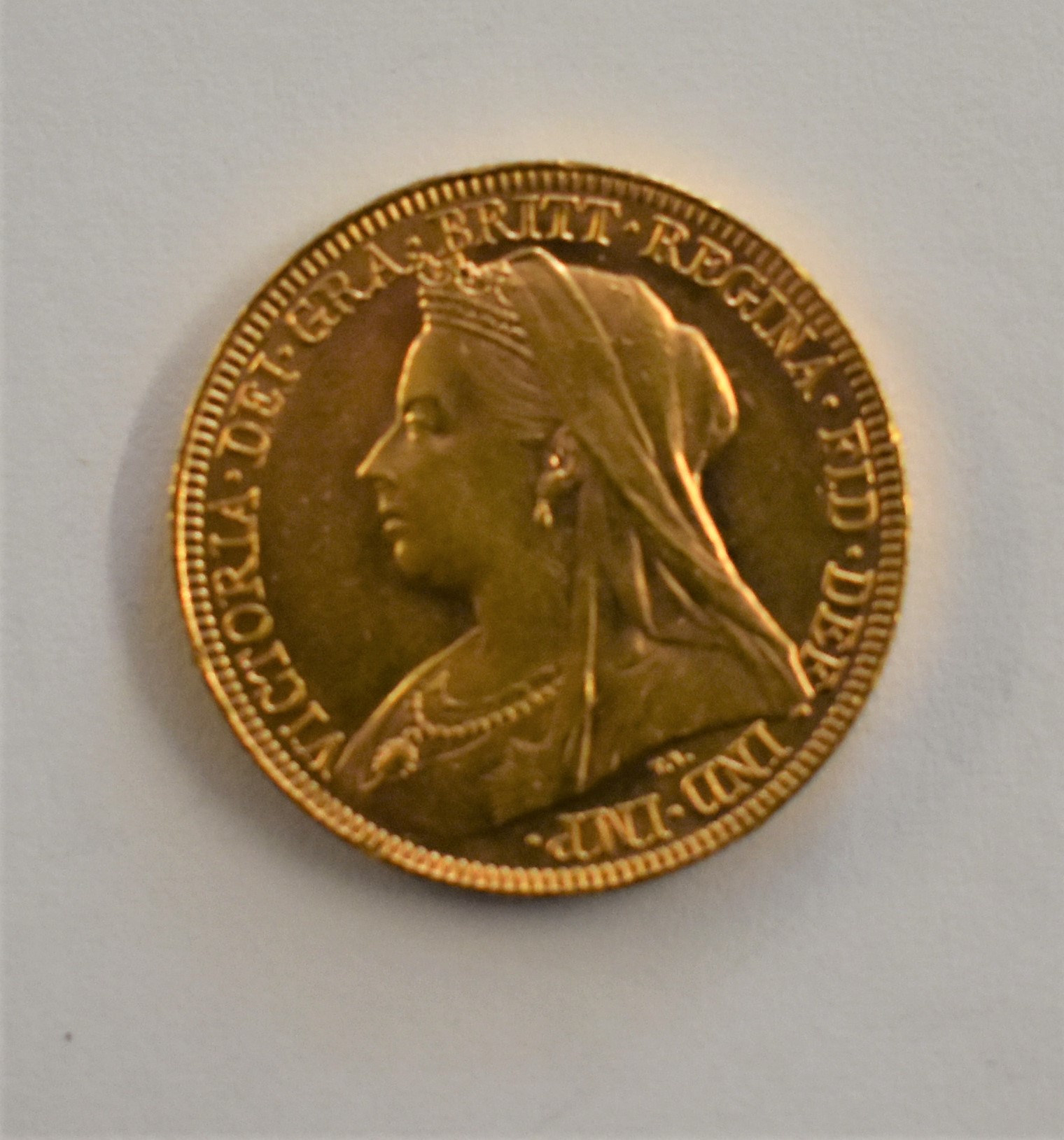 Gold 1896 Victoria old Head Sovereign, EF