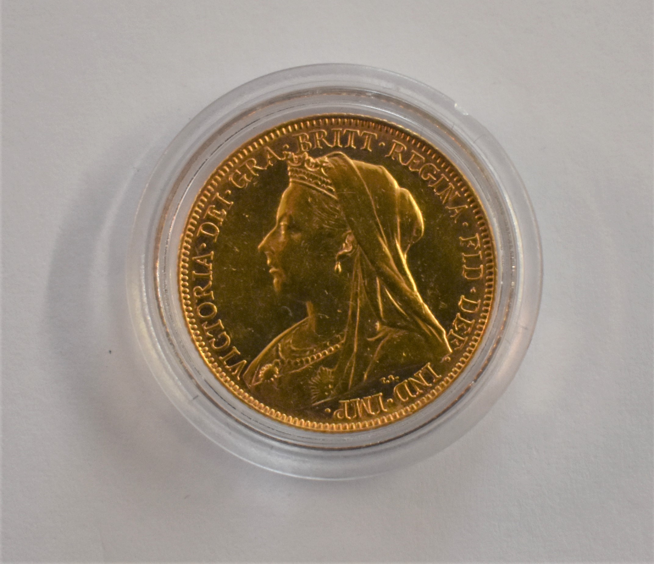 Gold 1900 Victoria old Head Sovereign, GEF