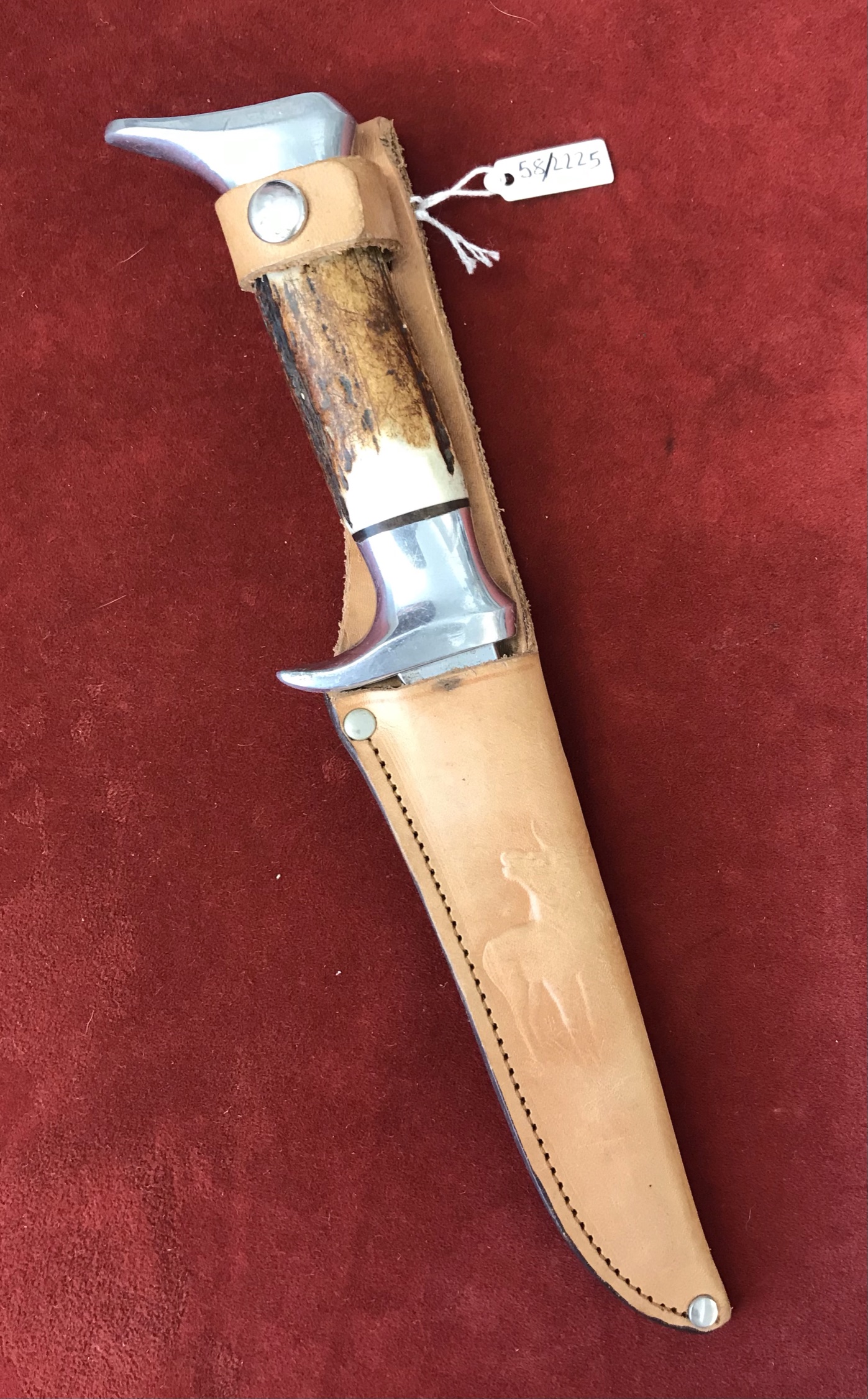 Whitby 1960's Hunting Knife made Solingen Edgebrand No.51, with Leather Sheath having the design - Image 2 of 2