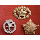 British Cap Badges (3), Army Air Service (White-metal), WWI Guards Machine Gun Corps (Gilding-metal)