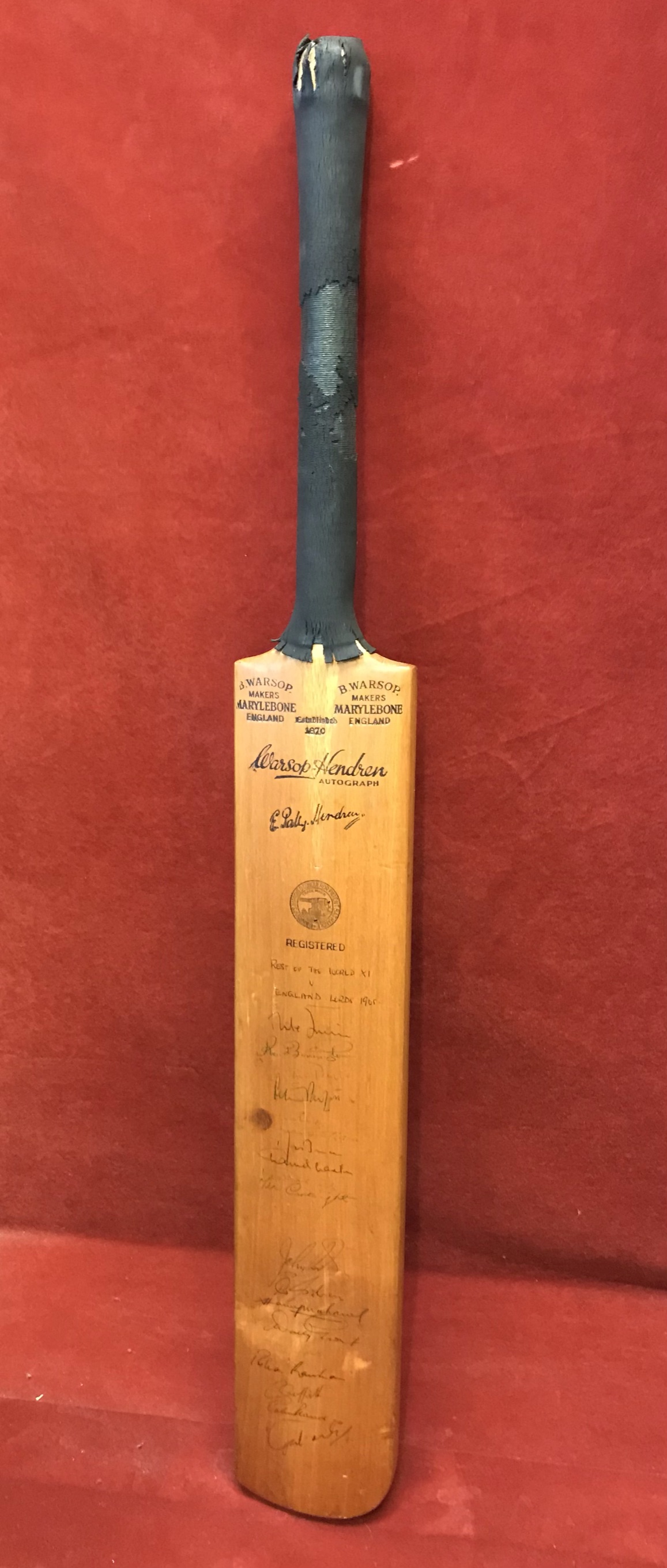 Cricket bat, B Warsop Patsy Hendren Autograph bat signed by the Rest of the World V England