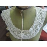 Victorian/Edwardian Cotton Beige Crocheted Lace collar, lovely floral design in immaculate condition