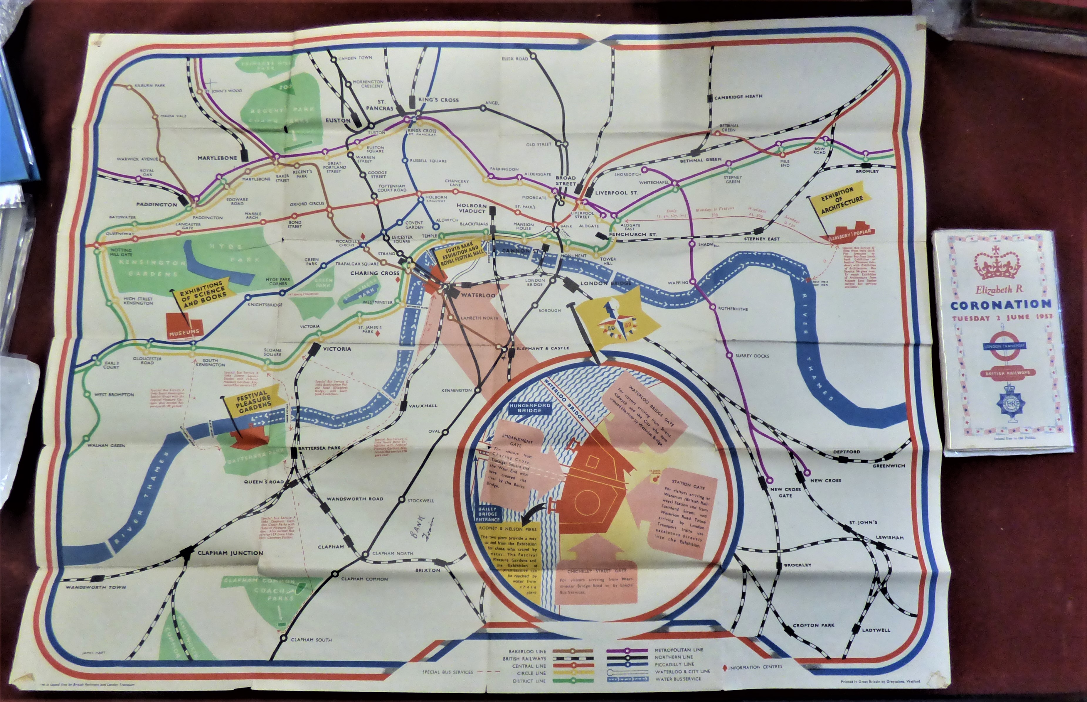 1951 Festival of Britain 'Welcome to London' London Transport and British folder Map together with - Image 5 of 5