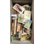 Mixed lot of cigarette cards, good to very good