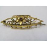 VINTAGE 9ct YELLOW GOLD FLORAL PATTERN BROOCH, Set with small ruby and seed pearls