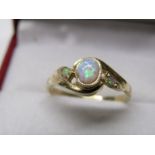 9CT YELLOW GOLD OPAL RING, size O