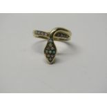 9CT YELLOW GOLD OPAL SNAKE STLYE RING, size N