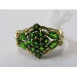 9ct YELLOW GOLD GREEN DIOPSIDE CLUSTER RING, size Q