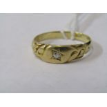 VINTAGE 18ct YELLOW GOLD DIAMOND SET GYPSY STYLE RING, size T, approx 4.3 grms in weight