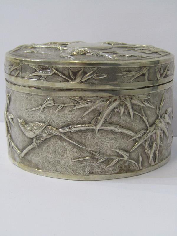 CHINESE SILVER LIDDED CANISTER decorated birds, bugs and bamboo stork and leaf pattern in relief, - Image 4 of 4