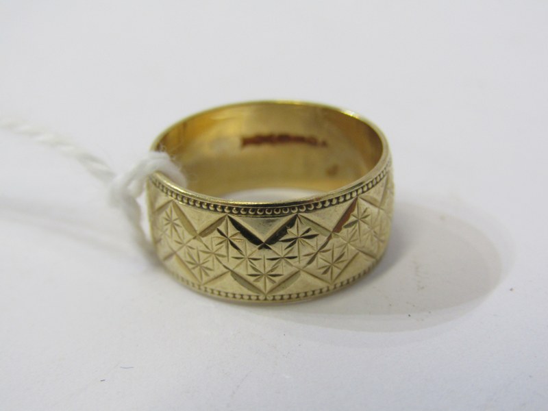 9ct YELLOW GOLD DIAMOND CUT BAND RING, approx 3.4 grams, size K - Image 3 of 3