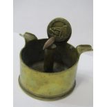 TRENCH ART, Brass shell case ashtray with applied plaque 'ON NE PASSE PAS'