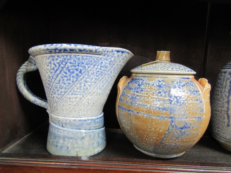 STUDIO POTTERY, collection of 4 pieces salt glazed Truro pottery by Barry Huggett, consisting of 2 - Image 3 of 3