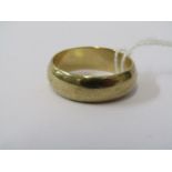 9ct YELLOW GOLD WEDDING BAND, with millenium hallmark, approx 6.6 grams, size T/U