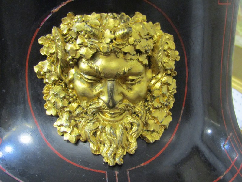 VICTORIAN MANTEL CLOCK, black marble lion crested mantel clock with French striking movement - Image 2 of 4