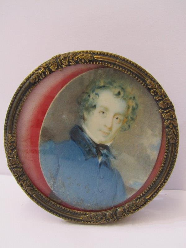 REGENCY OVAL POTRAIT MINIATURE, "Gentleman with blue cravat", label on reverse "by Mr King,