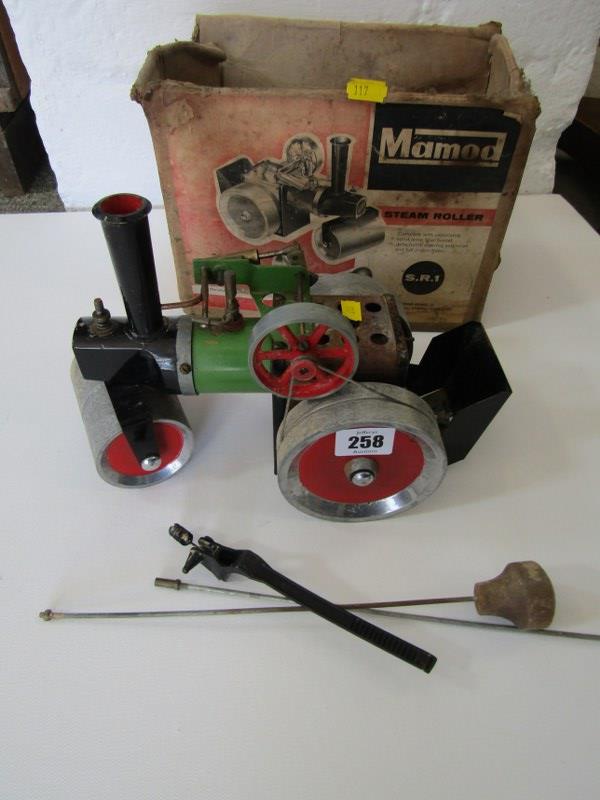 MAMOD, original boxed steam roller