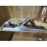 CARPENTRY, A scratch built carpenters Jack plane, 22" length