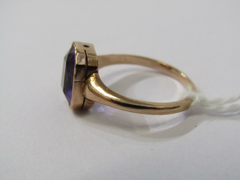 9CT YELLOW GOLD AMETHYST SET DRESS RING, rectangular cut, rub over set amethyst, size L - Image 2 of 3