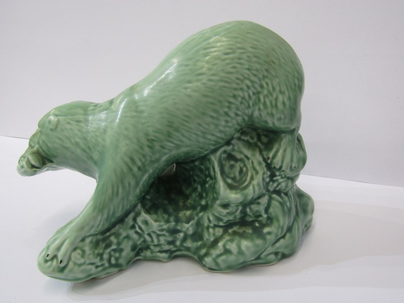 SYLVAC, green glazed Otter, mould no 3459, 7.5" height - Image 3 of 4