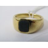 HEAVY GOLD SIGNET RING,18ct gold stone set signet ring 12.3 grams size S